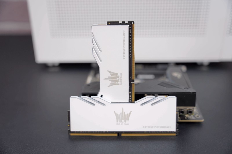 顶风做业？多图预警纯手工打造万元小钢炮装机分享