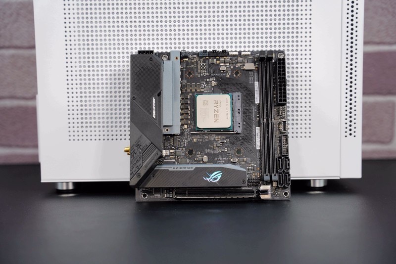 顶风做业？多图预警纯手工打造万元小钢炮装机分享