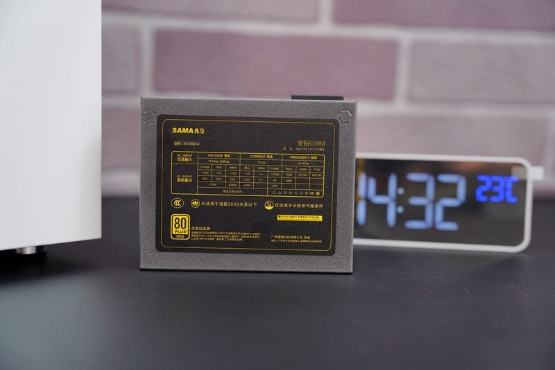 顶风做业？多图预警纯手工打造万元小钢炮装机分享