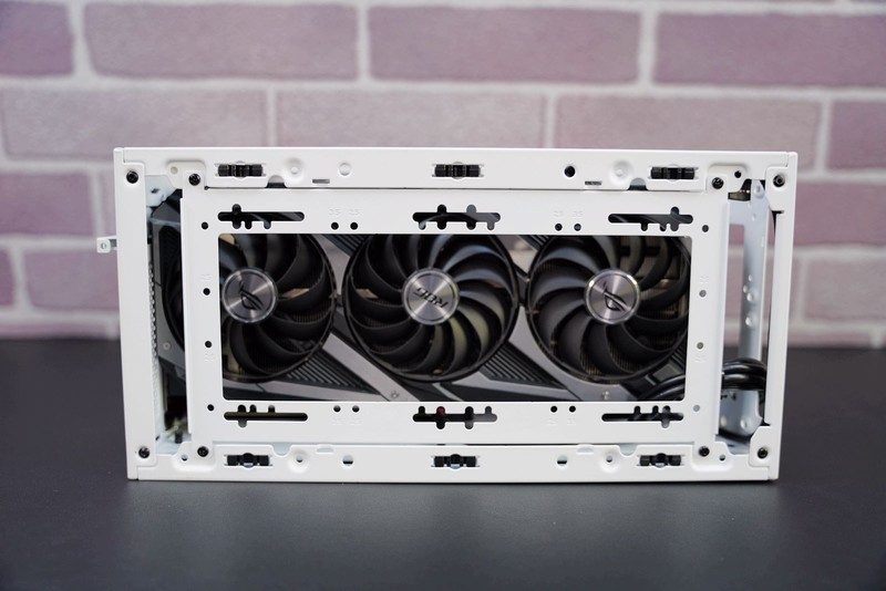 顶风做业？多图预警纯手工打造万元小钢炮装机分享