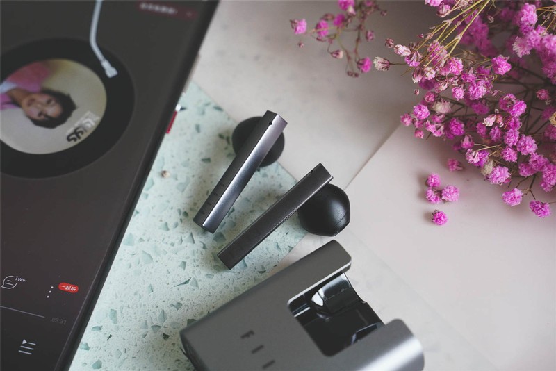 618史低，汪峰打造的FIIL CC2值不值得买？