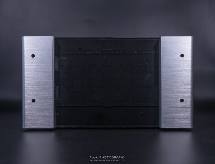 让显卡站起身来——乔思伯U5S机箱试装