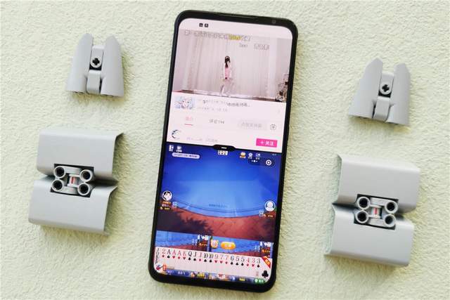 腾讯红魔游戏手机6S Pro“四围”深度测评，俺双手扶墙以示敬意！