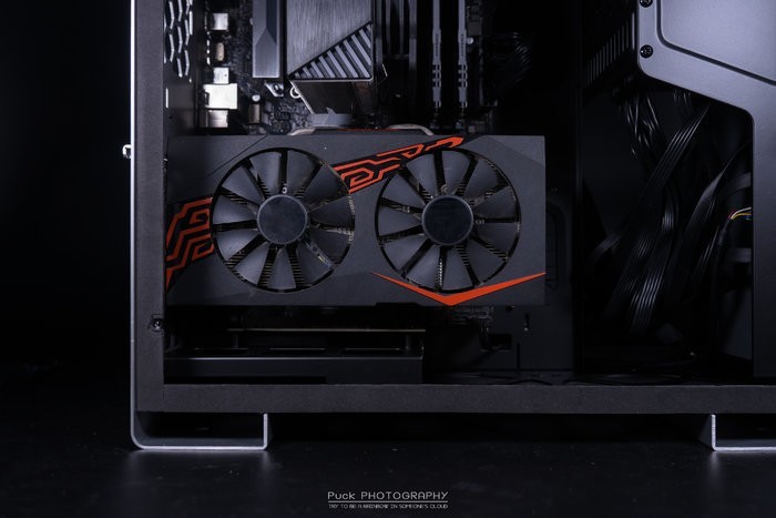 让显卡站起身来——乔思伯U5S机箱试装