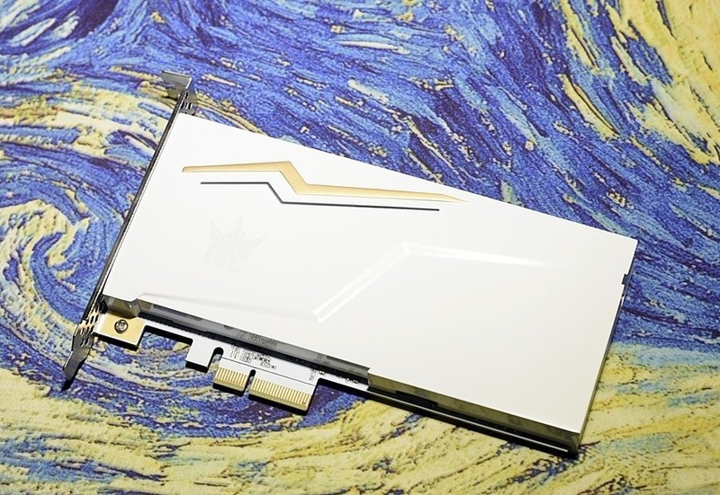 小姐姐男票的影驰名人堂HOF 2T PCle RGB固态 让我欲罢不能......