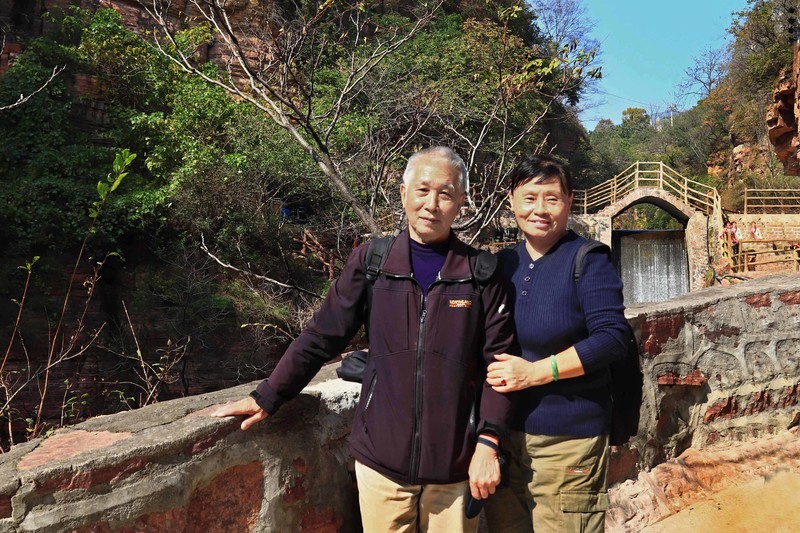 参观河南万仙山郭亮村（一）