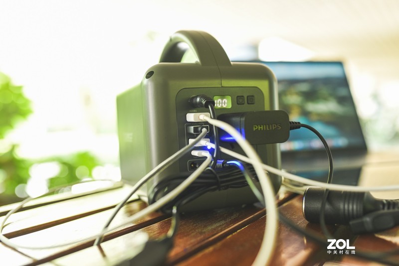 随时随地都有电，市电应急也能行，上手奥睿科PB120便携式电源