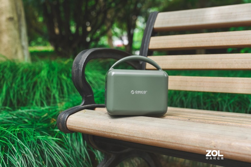 随时随地都有电，市电应急也能行，上手奥睿科PB120便携式电源