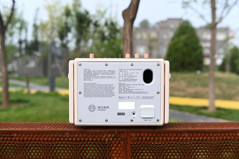 实力不凡的国产便携音响，低音表现很出色，猫王Mate 4体验