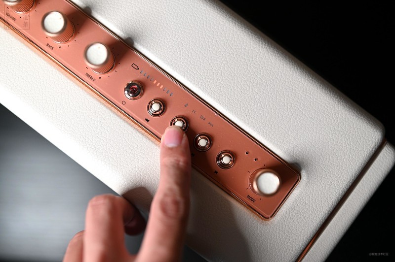 实力不凡的国产便携音响，低音表现很出色，猫王Mate 4体验