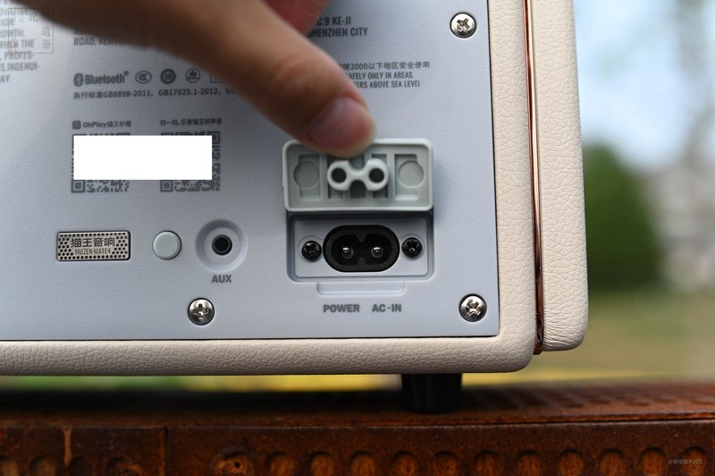 实力不凡的国产便携音响，低音表现很出色，猫王Mate 4体验