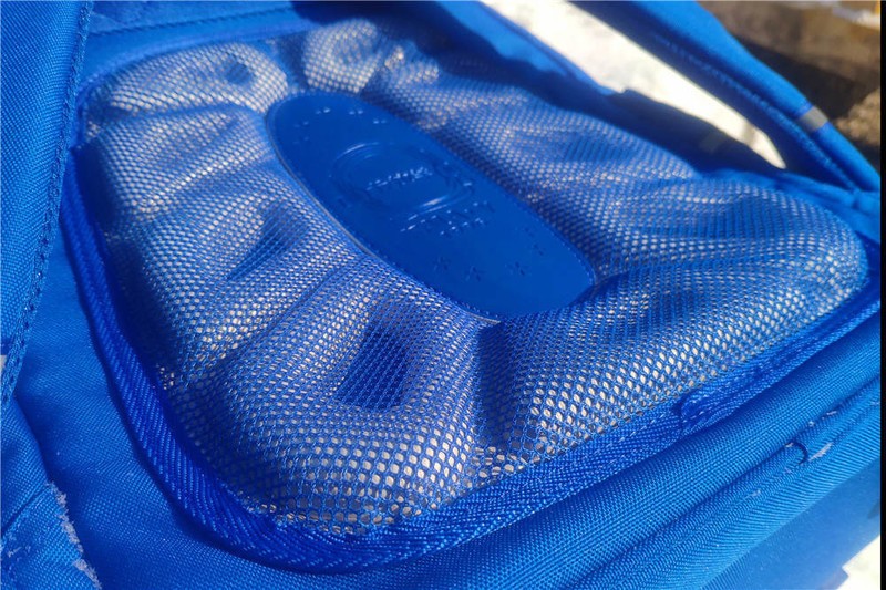 来自小学生的期末考试奖励：卡拉羊追光者抑菌减负功能书包