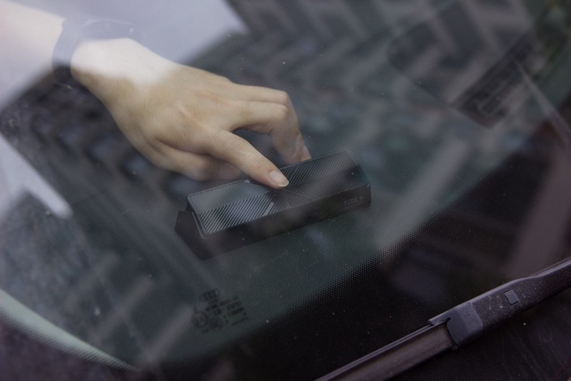 停车牌的高颜值体验，bcase TITA X临时停车牌来了