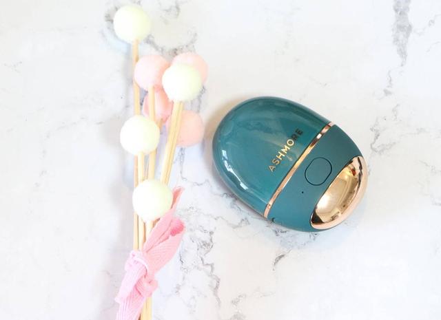 每次滴眼药水都手残，手机玩多眼睛难受？艾诗摩尔眼部护理仪测评