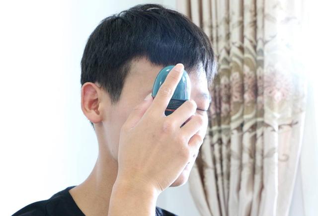 每次滴眼药水都手残，手机玩多眼睛难受？艾诗摩尔眼部护理仪测评