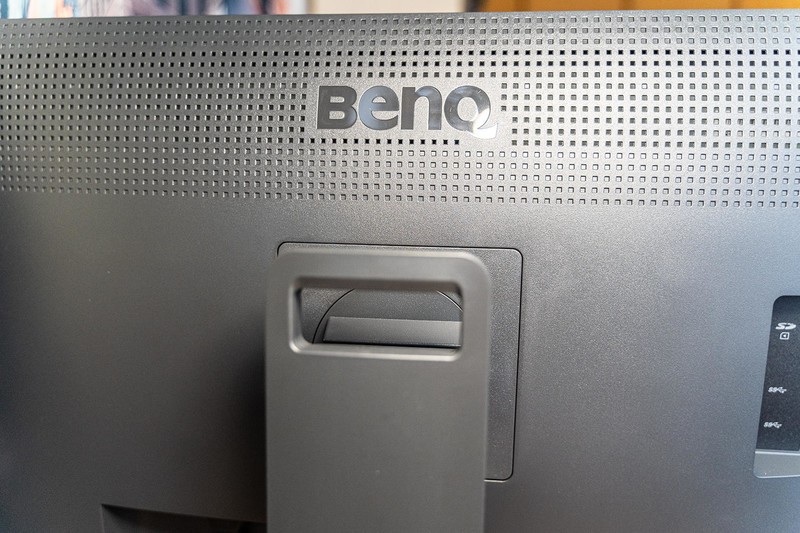 藏不住了，我的修图显示器——明基SW240评测