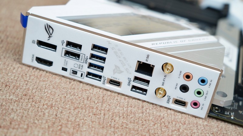 保证扫雷不卡！怒砸2.5W打造的12代高端主机分享