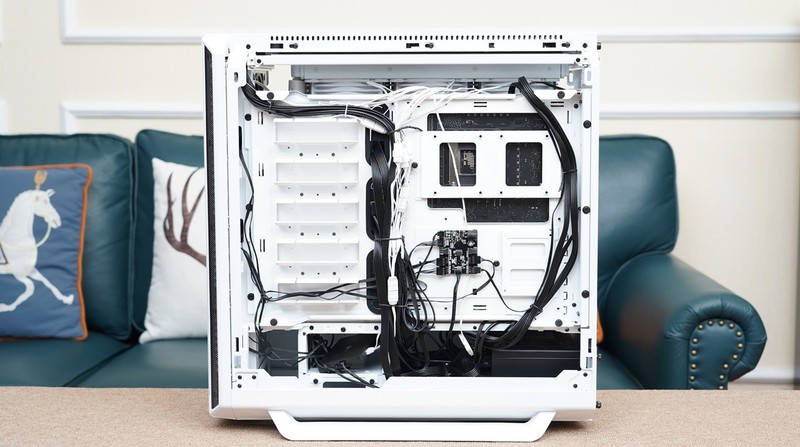 保证扫雷不卡！怒砸2.5W打造的12代高端主机分享