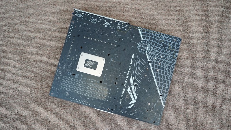 保证扫雷不卡！怒砸2.5W打造的12代高端主机分享