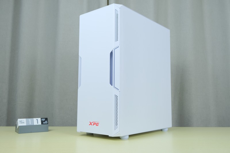 年末的“非性价比”装机，i5-10400F+RTX2060+XPG 皓月版上机