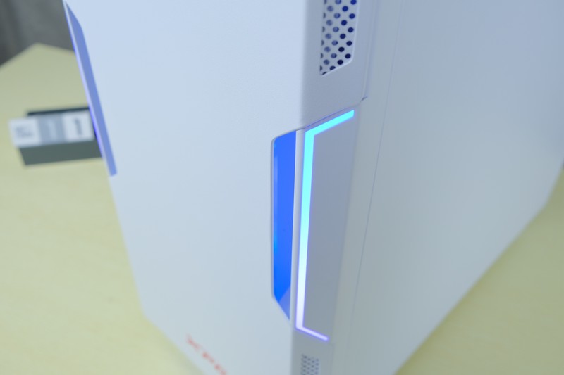 年末的“非性价比”装机，i5-10400F+RTX2060+XPG 皓月版上机