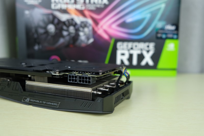 年末的“非性价比”装机，i5-10400F+RTX2060+XPG 皓月版上机