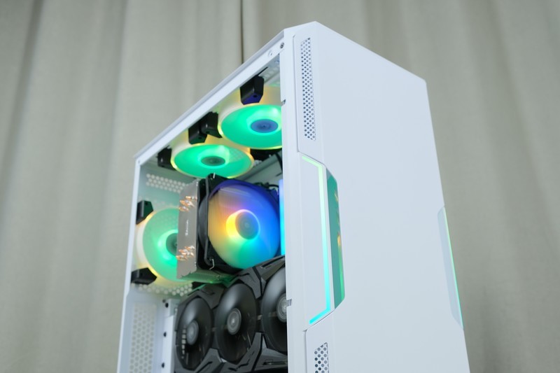 年末的“非性价比”装机，i5-10400F+RTX2060+XPG 皓月版上机