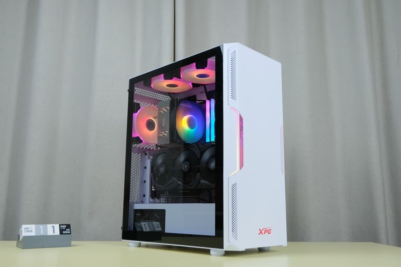 年末的“非性价比”装机，i5-10400F+RTX2060+XPG 皓月版上机