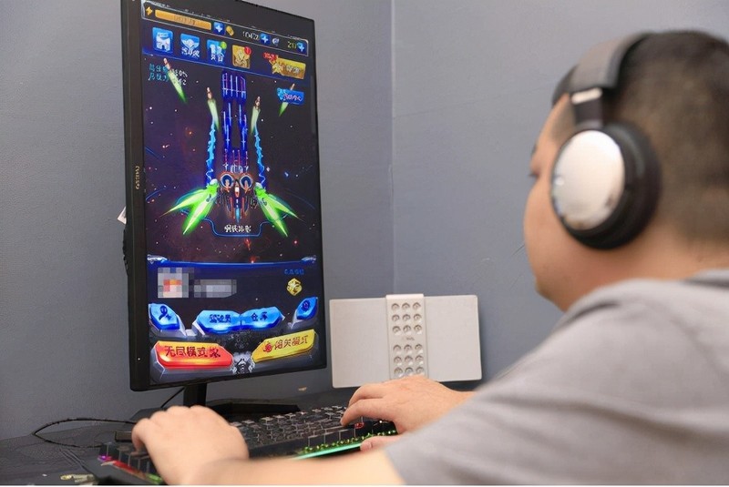 飞利浦23.8英寸 165Hz 猛腾24M1N3200Z电竞屏评测