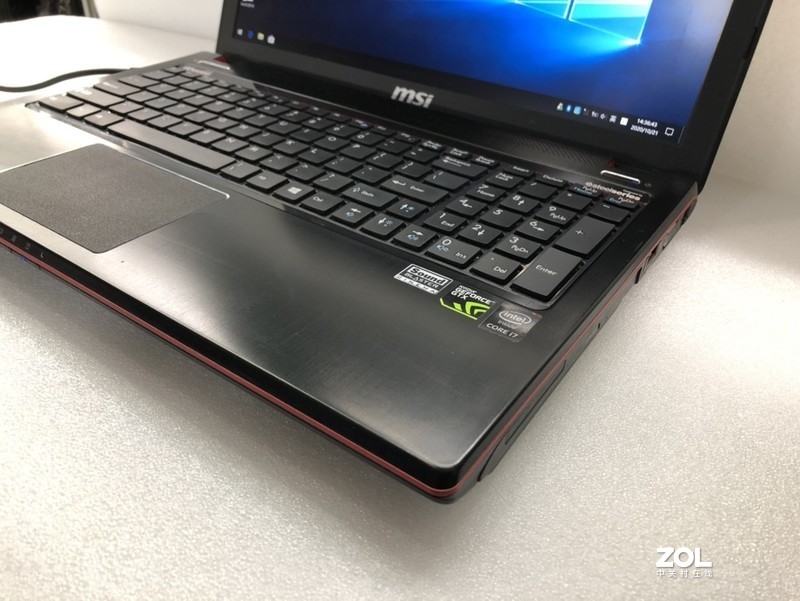 出售微星游戏本