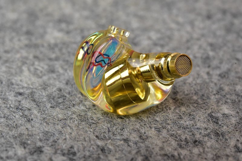 TFZ ESSENCE耳机评测：如果拿捏不准自己多喜欢低频那就选它