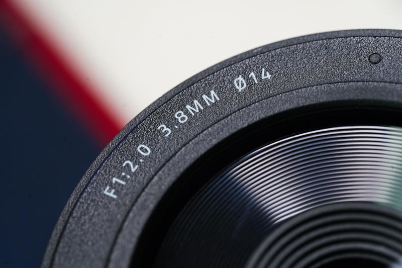 它革了电脑摄像头的命！雷蛇清姬专业版评测