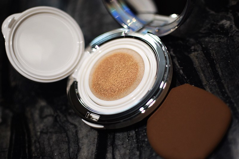 遮瑕防晒 提肤亮色 水肌美遮瑕防晒气垫BB霜