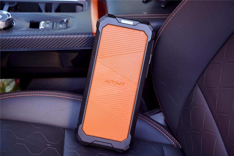 实用黑科技，超级电容汽车应急电源，未来车载应急电源的趋势