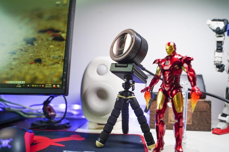 它革了电脑摄像头的命！雷蛇清姬专业版评测