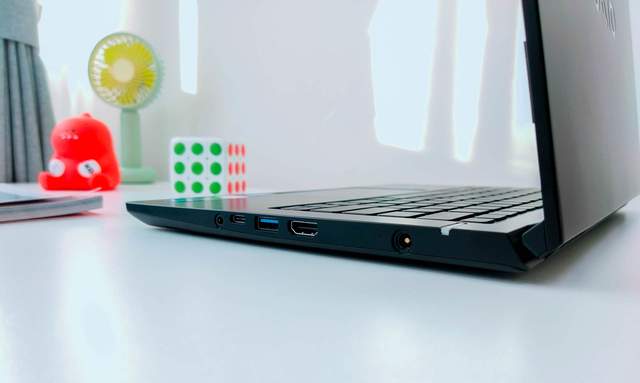 要轻薄又要性能，VAIO 侍14 Pro评测：11代标压U+GTX显卡+1.4Kg重