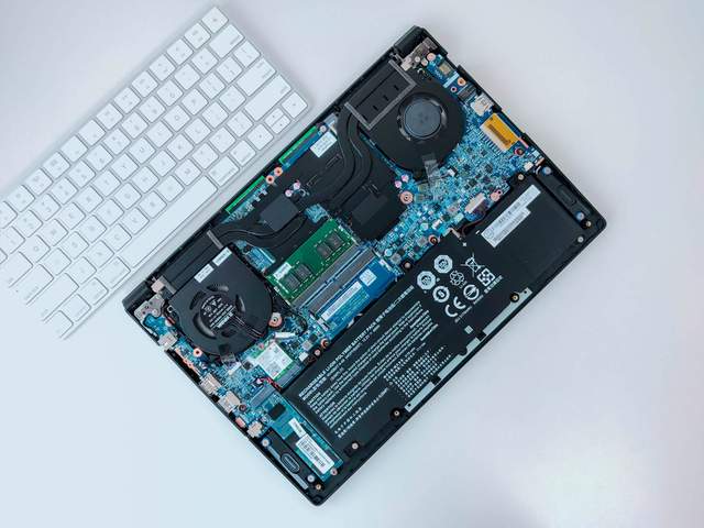 要轻薄又要性能，VAIO 侍14 Pro评测：11代标压U+GTX显卡+1.4Kg重