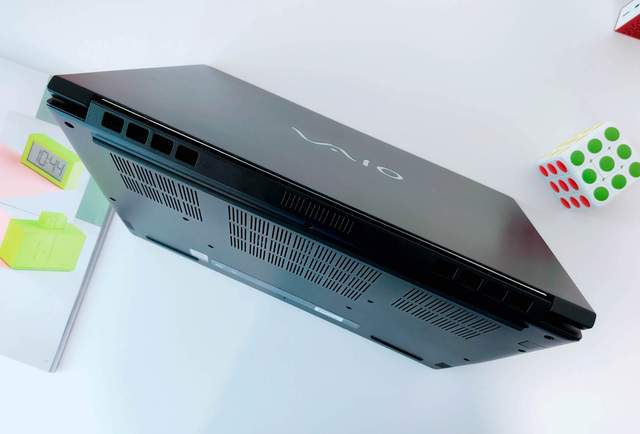 要轻薄又要性能，VAIO 侍14 Pro评测：11代标压U+GTX显卡+1.4Kg重