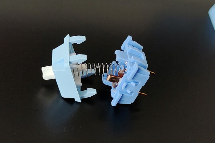 最佳入门客制化体验：达尔优A87天空蓝天空轴机械键盘+G黄PRO