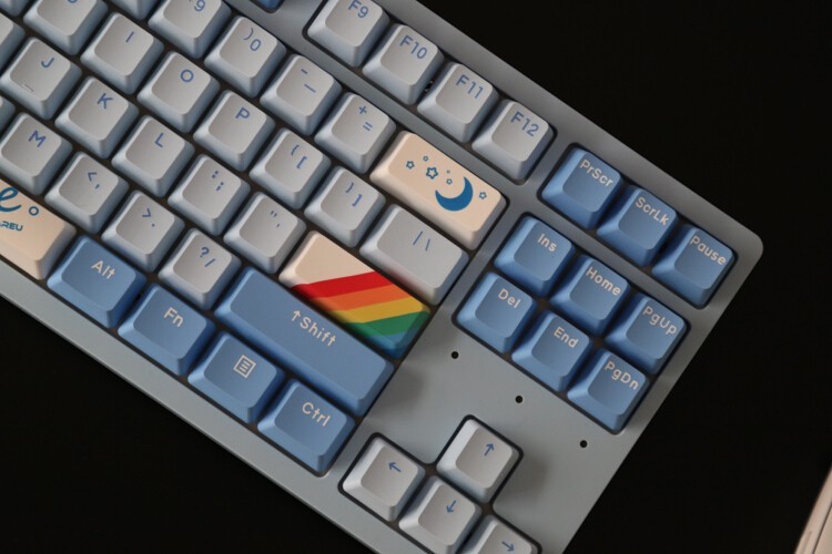 最佳入门客制化体验：达尔优A87天空蓝天空轴机械键盘+G黄PRO