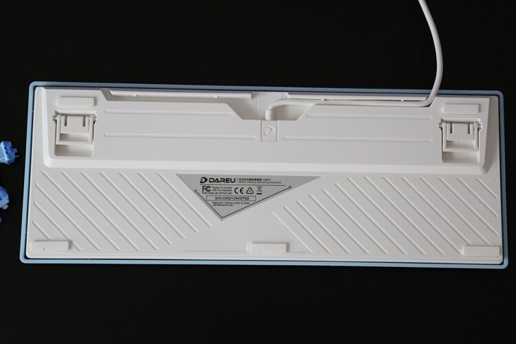 最佳入门客制化体验：达尔优A87天空蓝天空轴机械键盘+G黄PRO