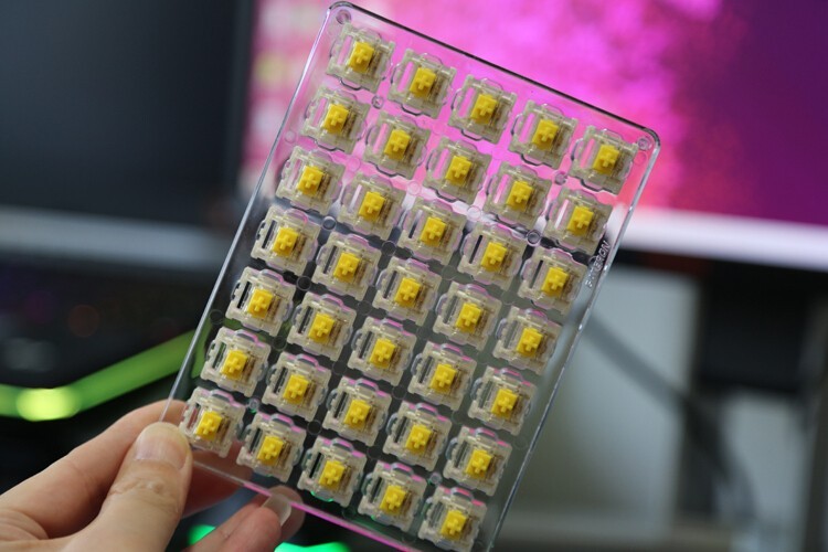 最佳入门客制化体验：达尔优A87天空蓝天空轴机械键盘+G黄PRO