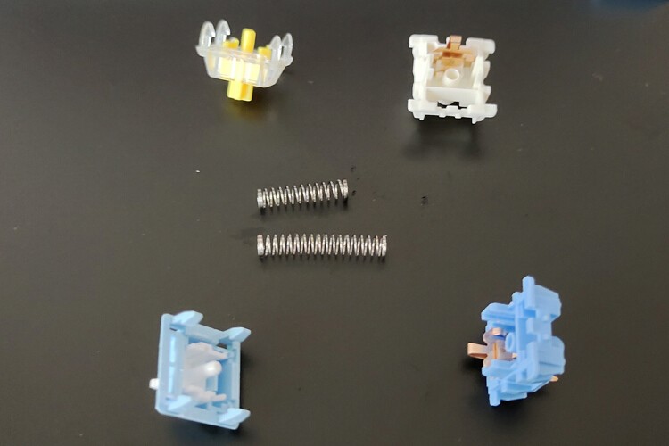 最佳入门客制化体验：达尔优A87天空蓝天空轴机械键盘+G黄PRO