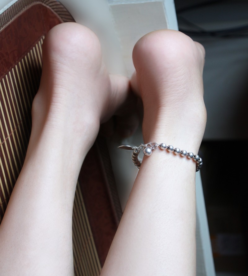 自拍裸足的诱惑 [33P]