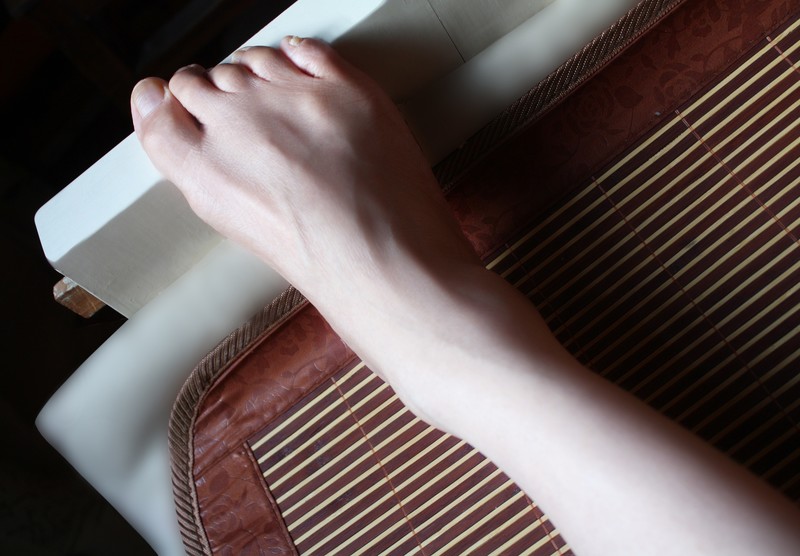 自拍裸足的诱惑 [33P]