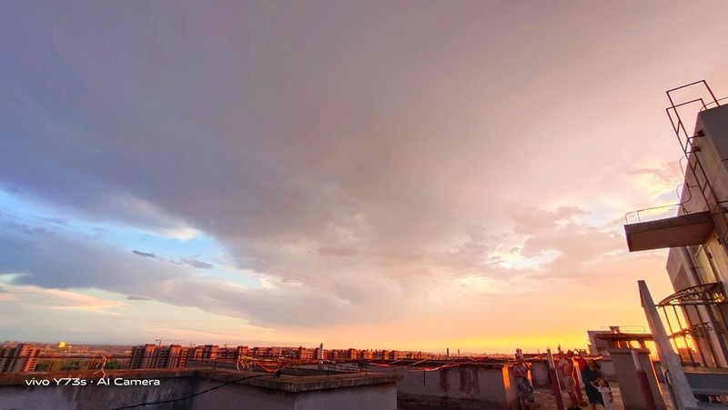 别怀疑，不到2000元的vivoY73s拍摄就是这么强