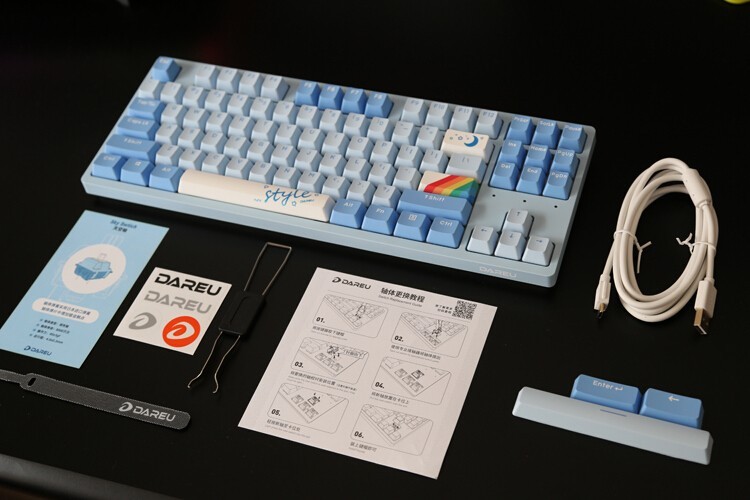 最佳入门客制化体验：达尔优A87天空蓝天空轴机械键盘+G黄PRO