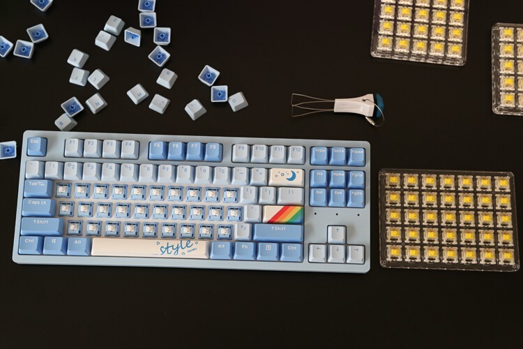 最佳入门客制化体验：达尔优A87天空蓝天空轴机械键盘+G黄PRO
