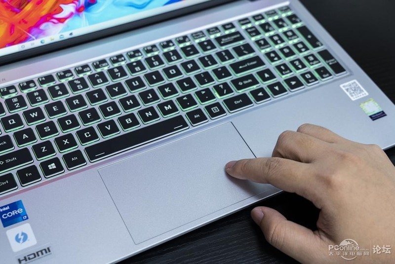 创物者15笔记本评测：高效移动办公不应为电量所困