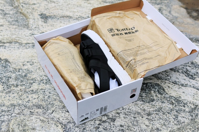 让双脚自由呼吸一夏，探路者时尚运动凉鞋评测